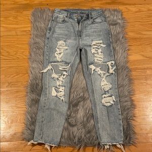 AMERICAN EAGLE JEANS